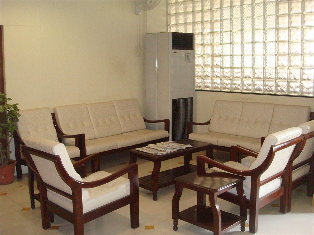 Hotel Vellara Bangalore Exterior photo
